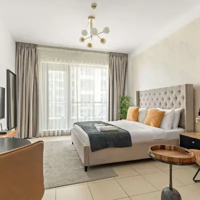Silkhaus spacious studio in Boulevard Central with gym & pool