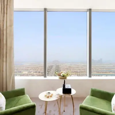 Livbnb - 1BR w/Spectacular Sea Views in Palm Tower