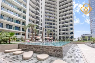 a swimming pool in the middle of a building at Keysplease New 1 BR Apt Business Bay, Zada Tower in Dubai