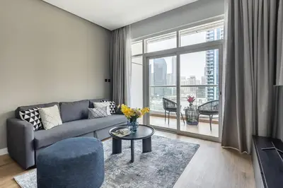 Gallery image of Frank Porter - Continental Tower in Dubai