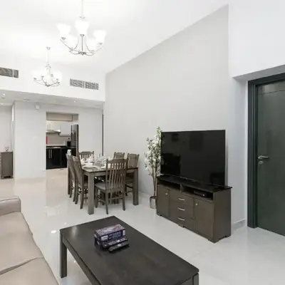 Spacious 4bd en-suite apt I Canal view I Fast wifi
