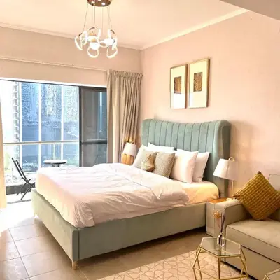 Cosmos Living Spacious with Balcony GCV1
