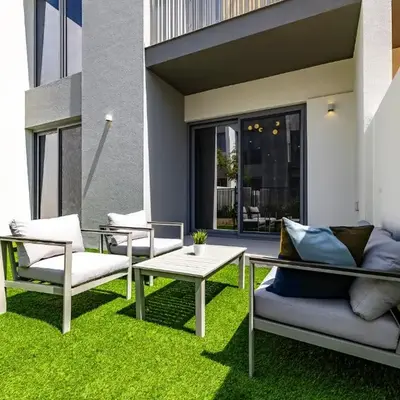 Exclusive Spacious Villa I Garden I Maid Room
