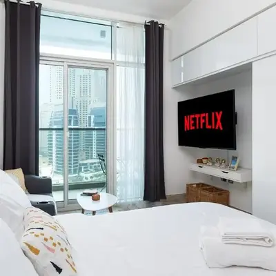 Studio With Best View Of Dubai