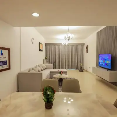 Stylish 2BR Suite Near MOE