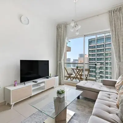 StoneTree - Furnished 1BR with Canal View