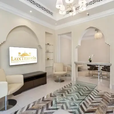 Lux BnB I Souk Al Bahar I Burj Khalifa Views