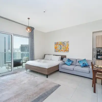 Bright & Elegant Studio Balcony Speedy Wi-Fi