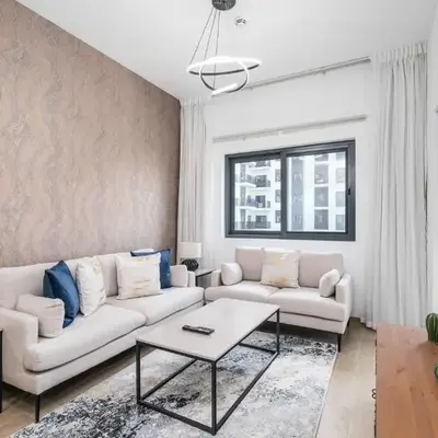 Nasma Luxury Stays - Home-Style 2BR Apartment with a Balcony View