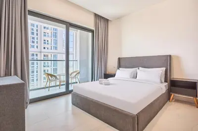 Gallery image of STAY BY LATINEM Luxury 1BR Holiday Home CVG 1803 near Burj Khalifa in Dubai