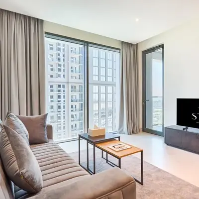 STAY BY LATINEM Luxury 1BR Holiday Home CVG 1803 near Burj Khalifa