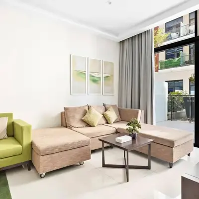 StoneTree - Furnished 1BR minutes of drive away to Expo 2020