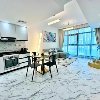 Stay in heart of Dubai Marina Residence B walk to the JBR