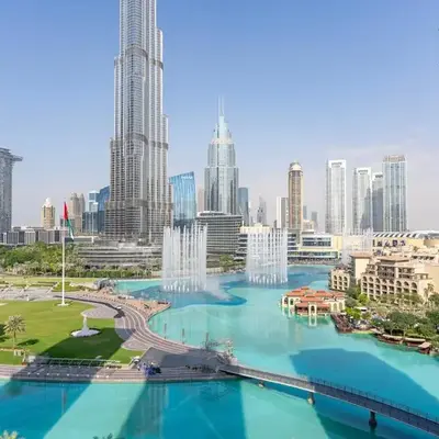 Luxury 2BR Superior Apartment with Full Burj Khalifa and Dubai Mall Dancing Fountain View