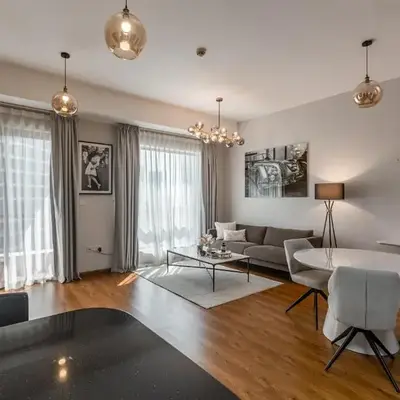 Beautiful 1 bedroom by the beach
