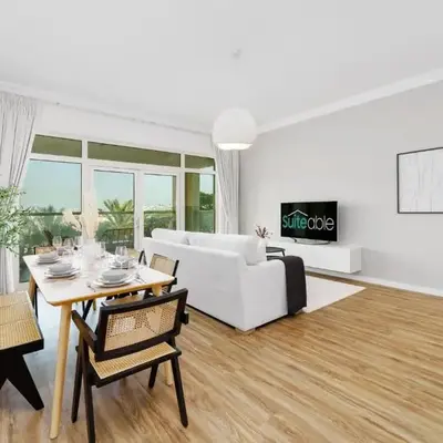 Luxury Living w private beach and Burj AlArab view