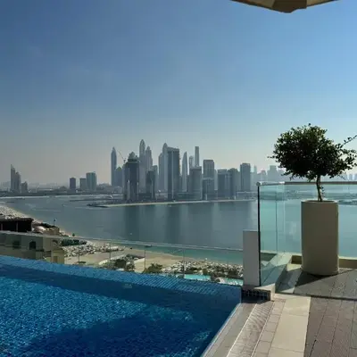 Beachside Bliss: Stylish New Studio at Seven Palm