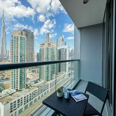 HiGuests - City Elegance 1BR in The Sterling by Omniyat