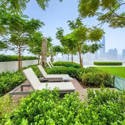 Marvelous 1BD Sea View Apartment with Beach Access