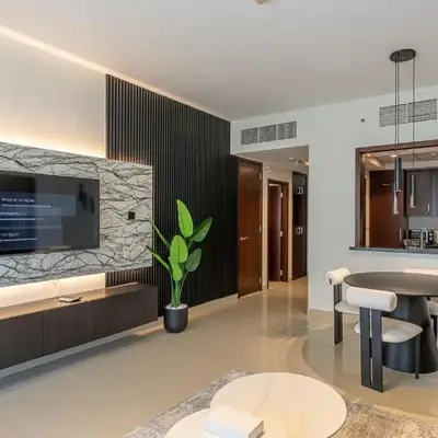 Central 1BR with Downtown Fountain Views