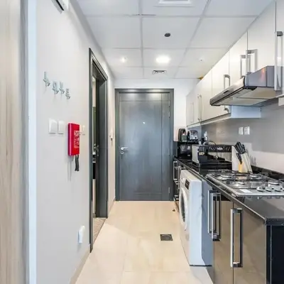 Charming Studio Escape With Unobstructed City View