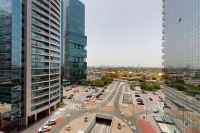 Gallery image of Modern and Chic - Studio - JLT in Dubai