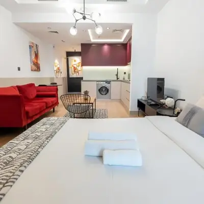 Modern and Chic - Studio - JLT