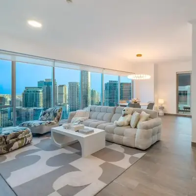 Top-Floor Luxury 2BR with Stunning Marina View