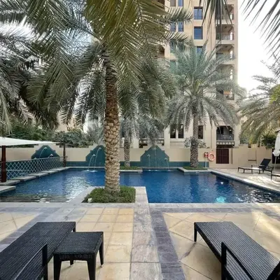 Stylish 1BR in Old Dubai Balcony
