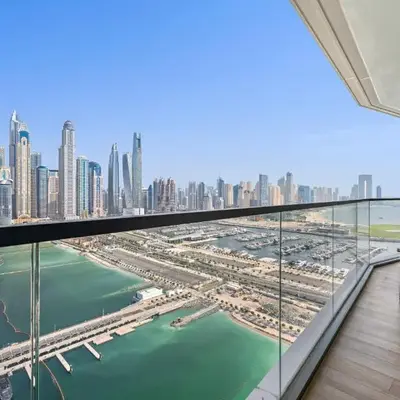 Family Friendly 2BDR With Sea & City View