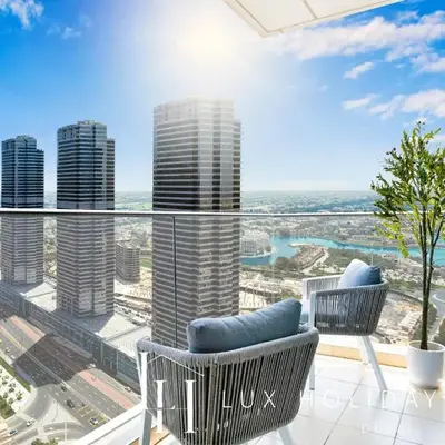 LUX The Bonnington JLT Suite