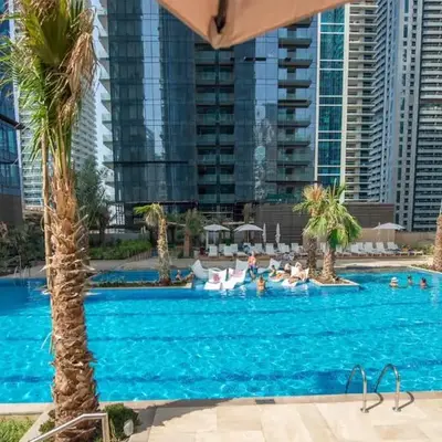 HAVN - Studio with Lake Views in Dubai Gate