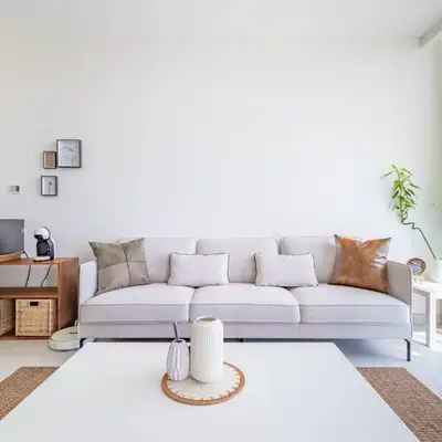 Modern & Vibrant 1BR Dubai Hills