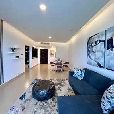 Luxury sea-view apartment