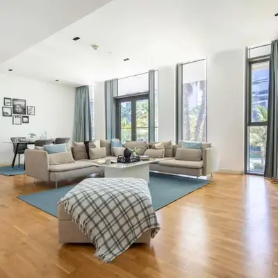Frank Porter - Bluewaters Residences Building 5