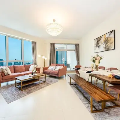 Marina Views - 2BR Luxury Apartment