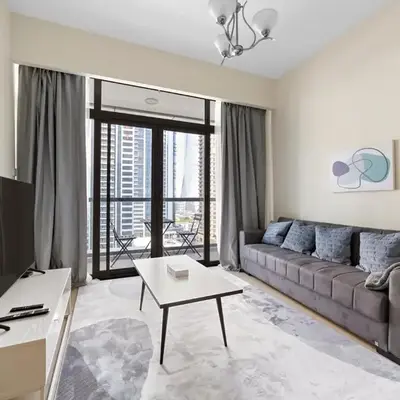 StoneTree - Stunning Lake View - Spacious