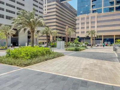 Gallery image of Blueground Sheikh Z Road city view pool gym DXB-684 in Dubai