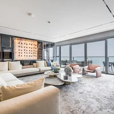 Picturesque 3BR with Assistant Room in The One JBR by Deluxe Holiday Homes