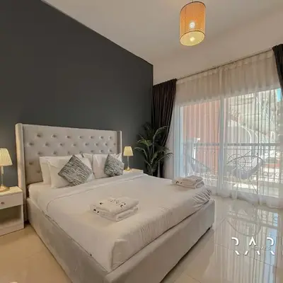 Rare Holiday Homes - Jumeirah Village Circle - Near Circle Mall - Botanica Tower - R105