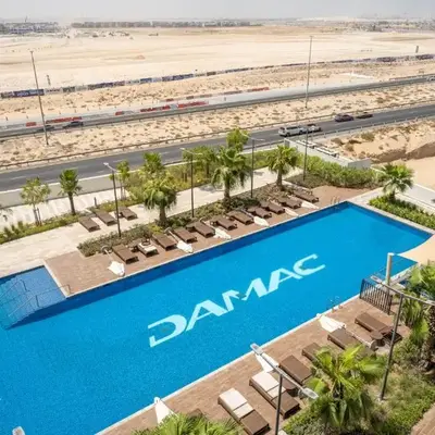 Stylish Studio with Pool View & Free Parking
