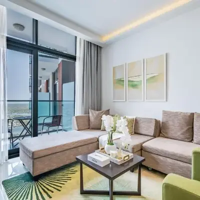 Cosmopolitan 1BR Apartment in Celestia B
