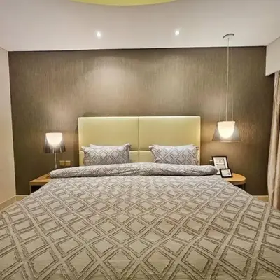 1 Bedroom Apartment Paramount
