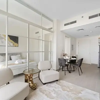 Chic 1 BR apartment at Golfville