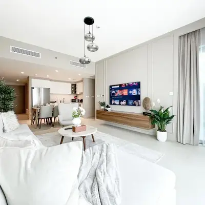 Sky High Luxury 50th FLR Lux 2BDR Apartment in Downtown