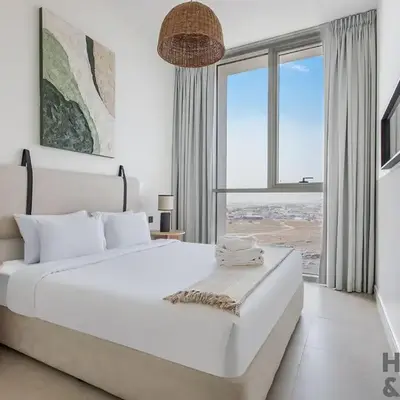 Elegant 2BR In Collective 2