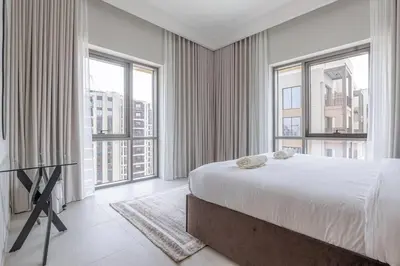 Gallery image of Stylish 2 Bedroom at Vida Residence, Creek Beach in Dubai