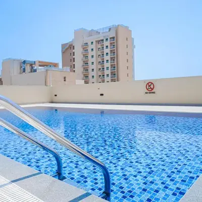 Royalton - Tranquil 15th-Floor Apartment with City Views