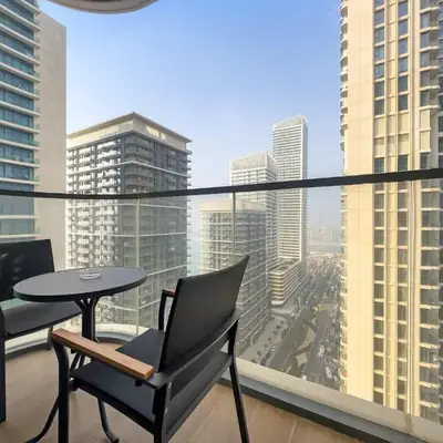 Silkhaus 1BDR in Marina Vista with Private Beach