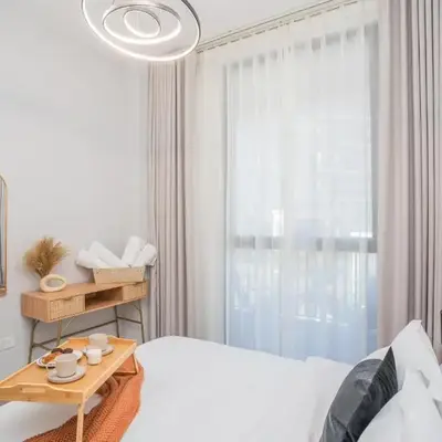 Cozy 1BR Midtown 20 Mins to Mall of Emirates by Vibel
